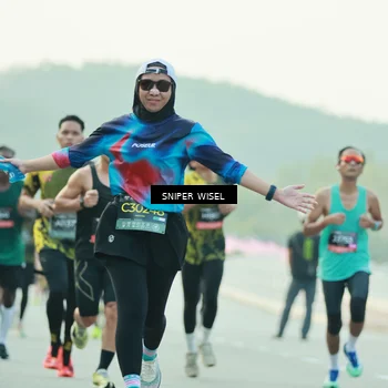 Runner Photo 6175789