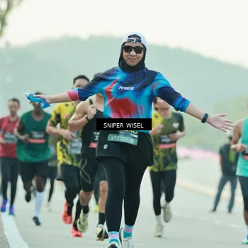 Runner Photo 6175790