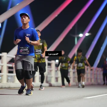 Runner Photo 6175807