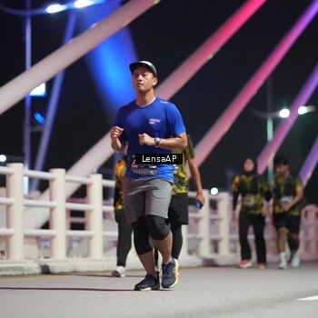 Runner Photo 6175808
