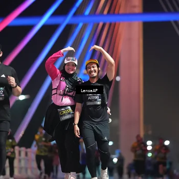 Runner Photo 6175834