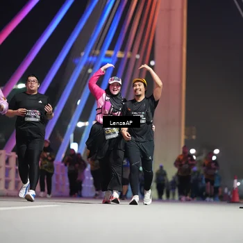 Runner Photo 6175848