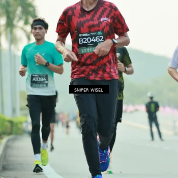 Runner Photo 6175858