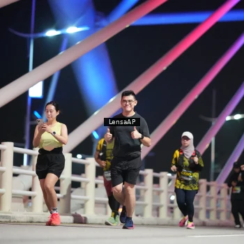Runner Photo 6175885