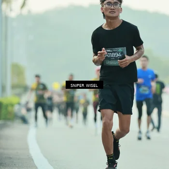 Runner Photo 6175904