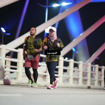 Runner Photo 6175905