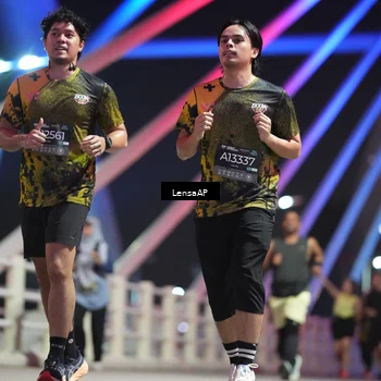 Runner Photo 6175910