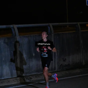 Runner Photo 6175935