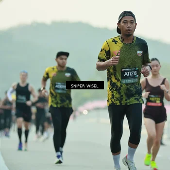 Runner Photo 6175978