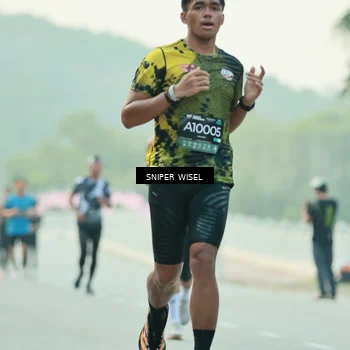 Runner Photo 6176055