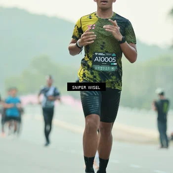 Runner Photo 6176069