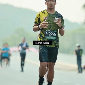 Runner Photo 6176075