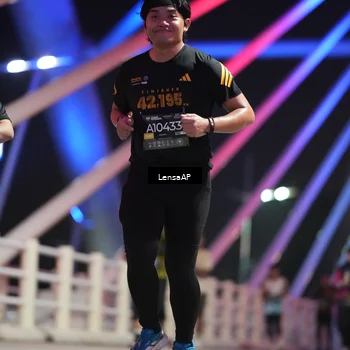 Runner Photo 6176090