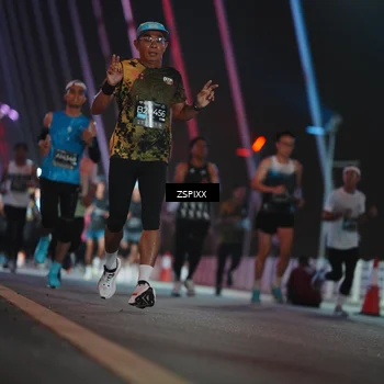 Runner Photo 6176156