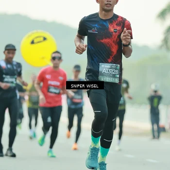 Runner Photo 6176212