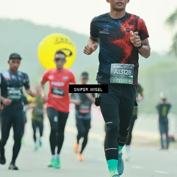Runner Photo 6176236