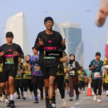 Runner Photo 6176238