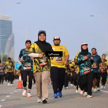 Runner Photo 6176245