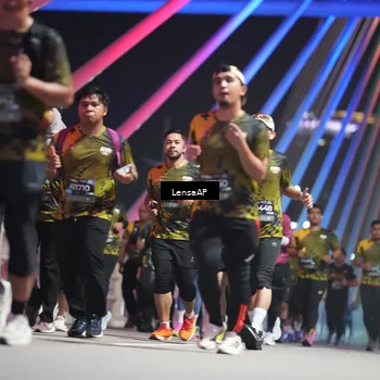 Runner Photo 6176308