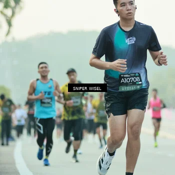 Runner Photo 6176315