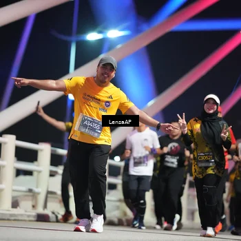 Runner Photo 6176319