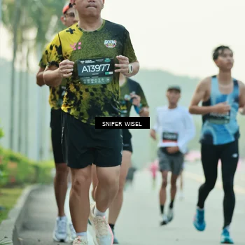 Runner Photo 6176331
