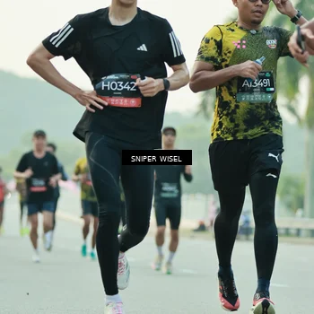 Runner Photo 6176365