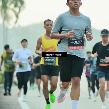 Runner Photo 6176366