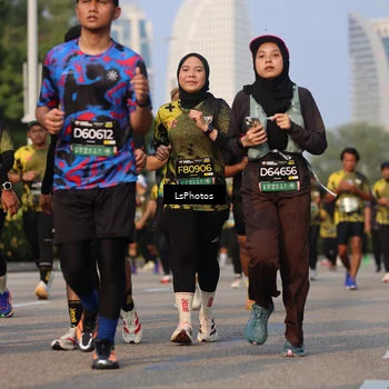 Runner Photo 6176390