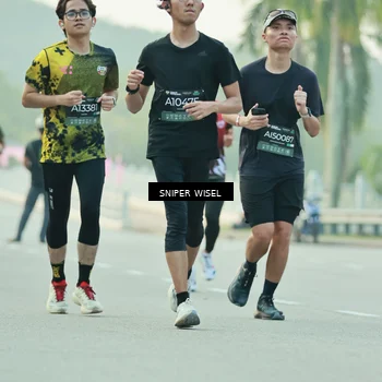Runner Photo 6176460