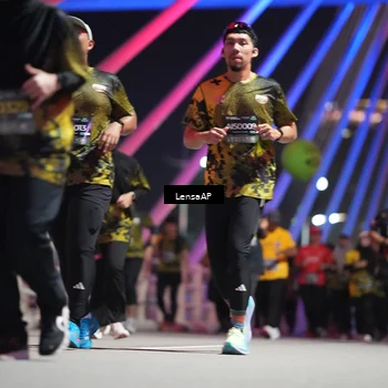 Runner Photo 6176473