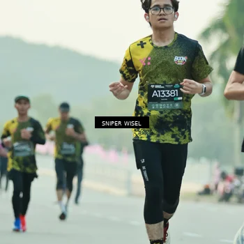 Runner Photo 6176475