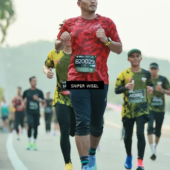 Runner Photo 6176492