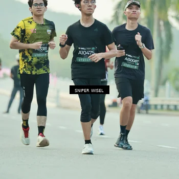 Runner Photo 6176493