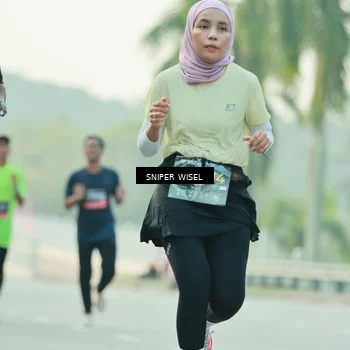 Runner Photo 6176517