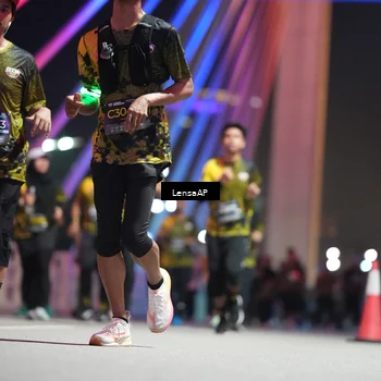 Runner Photo 6176524