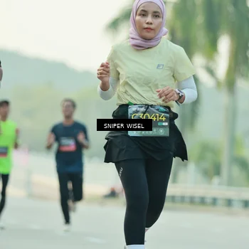 Runner Photo 6176531