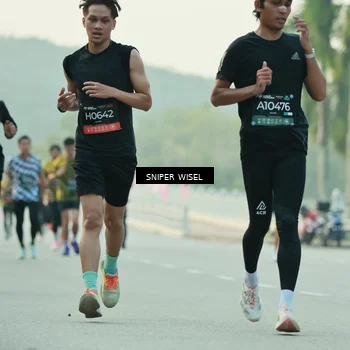 Runner Photo 6176599