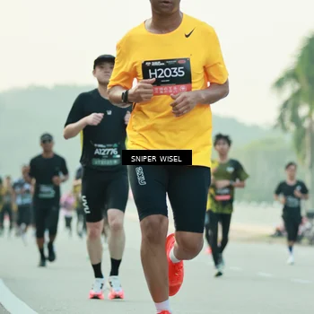 Runner Photo 6176610