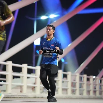 Runner Photo 6176625