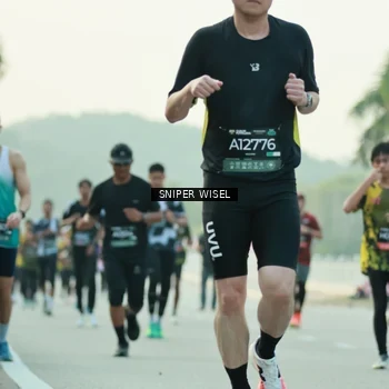 Runner Photo 6176636