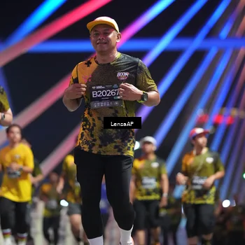 Runner Photo 6176658