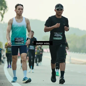 Runner Photo 6176667