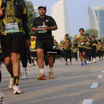 Runner Photo 6176733
