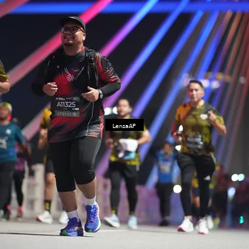 Runner Photo 6176780