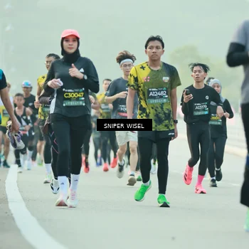 Runner Photo 6176830
