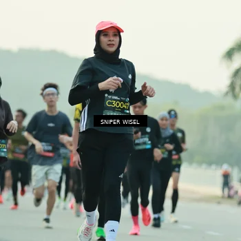 Runner Photo 6176843