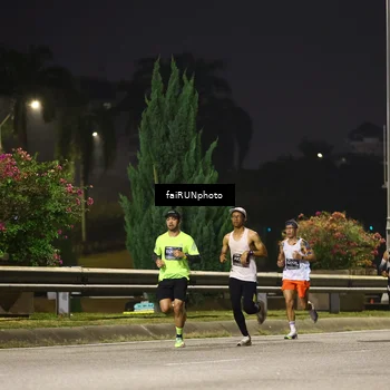 Runner Photo 6176874