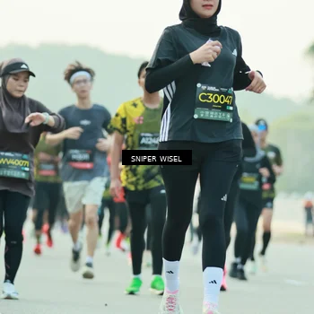 Runner Photo 6176879