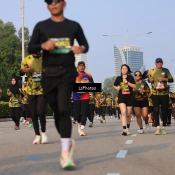 Runner Photo 6176890